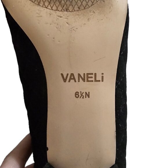 Vaneli Black April Pump Quilted Suede Sz 6.5N - Picture 7 of 8